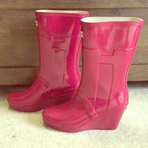 ‘Kellen’ Wedge Hunter boots 🍒 red.